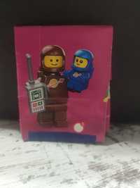 Lego 71037 Brown Astronaut and Spacebaby, Series 24