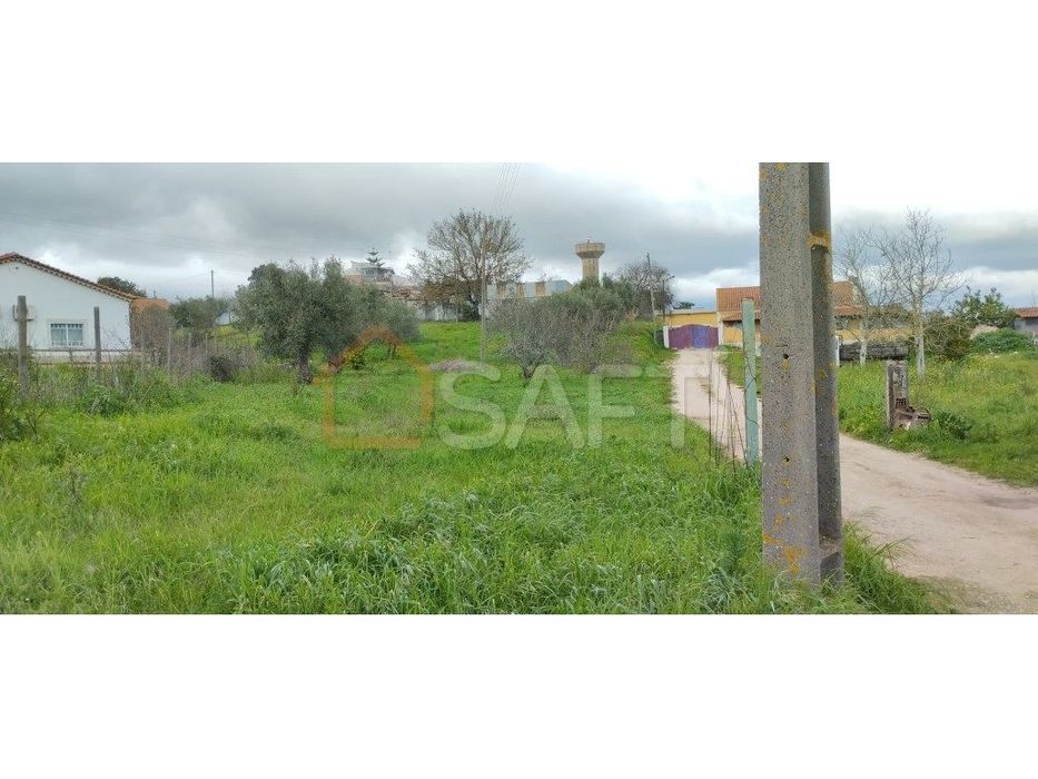 Terreno urbano para venda, em S. Vicente do Paúl, santarém