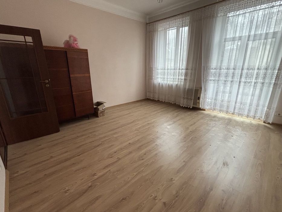 Продам двокімнатну квартиру( 53кв.м)