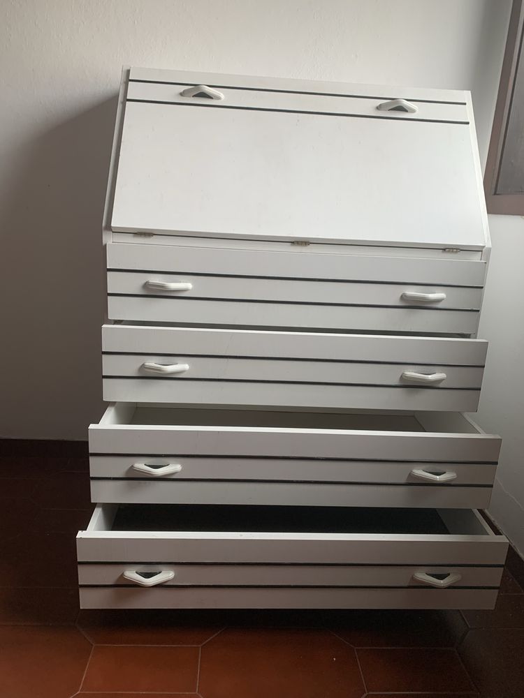 Cómoda branco para dar Matosinhos