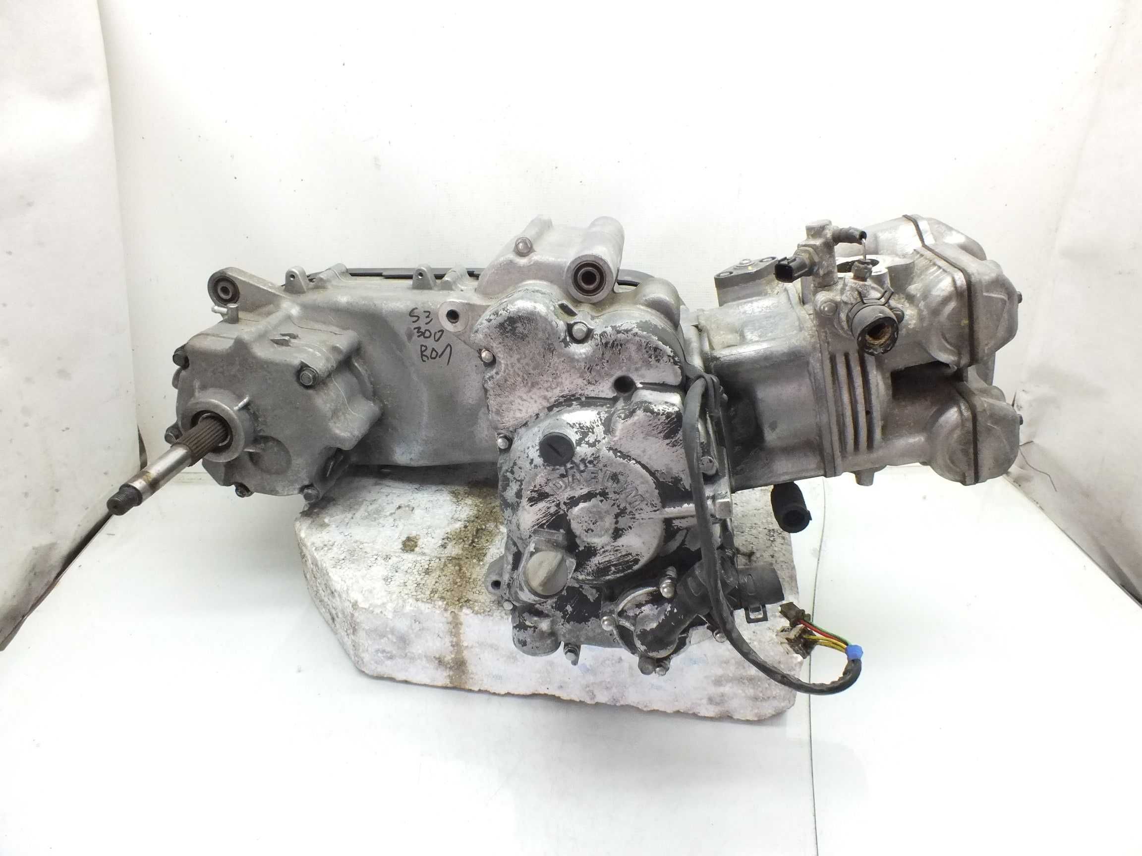 Daelim S3 300 silnik