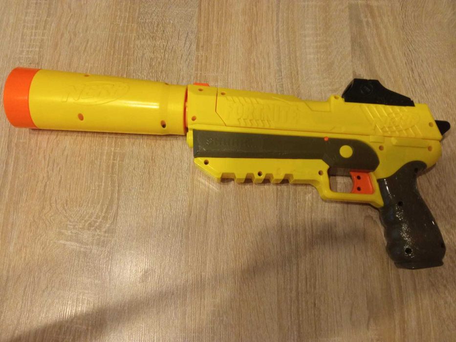 Nerf z Fortnite SP-L WYRZUTNIA z trzema strzałkami
