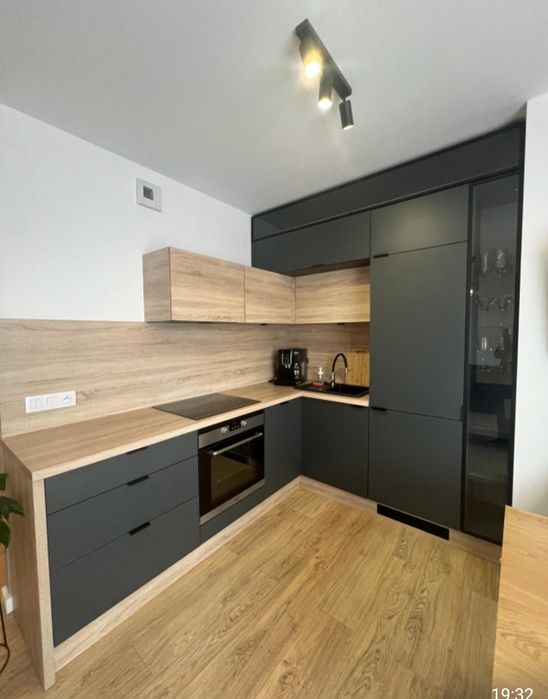 Nowe, 3 pokoje, duży taras, z widokiem na park  oś.Piastów duży taras