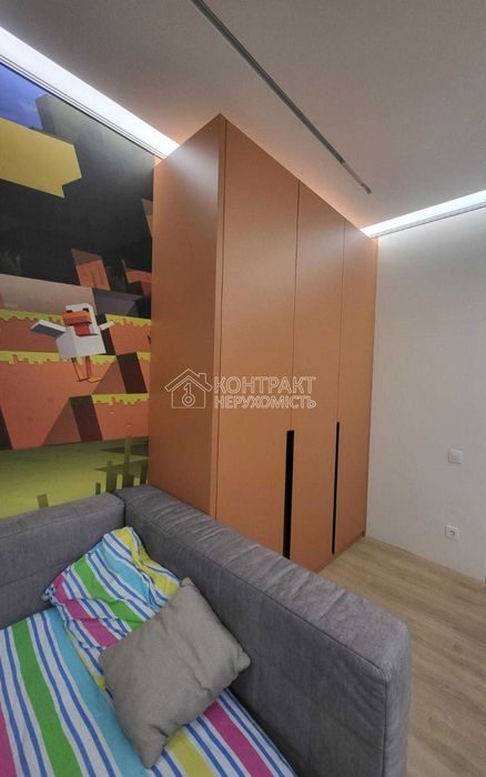 Продається велика 4К квартира у СТАЛІНЦІ парк Артема