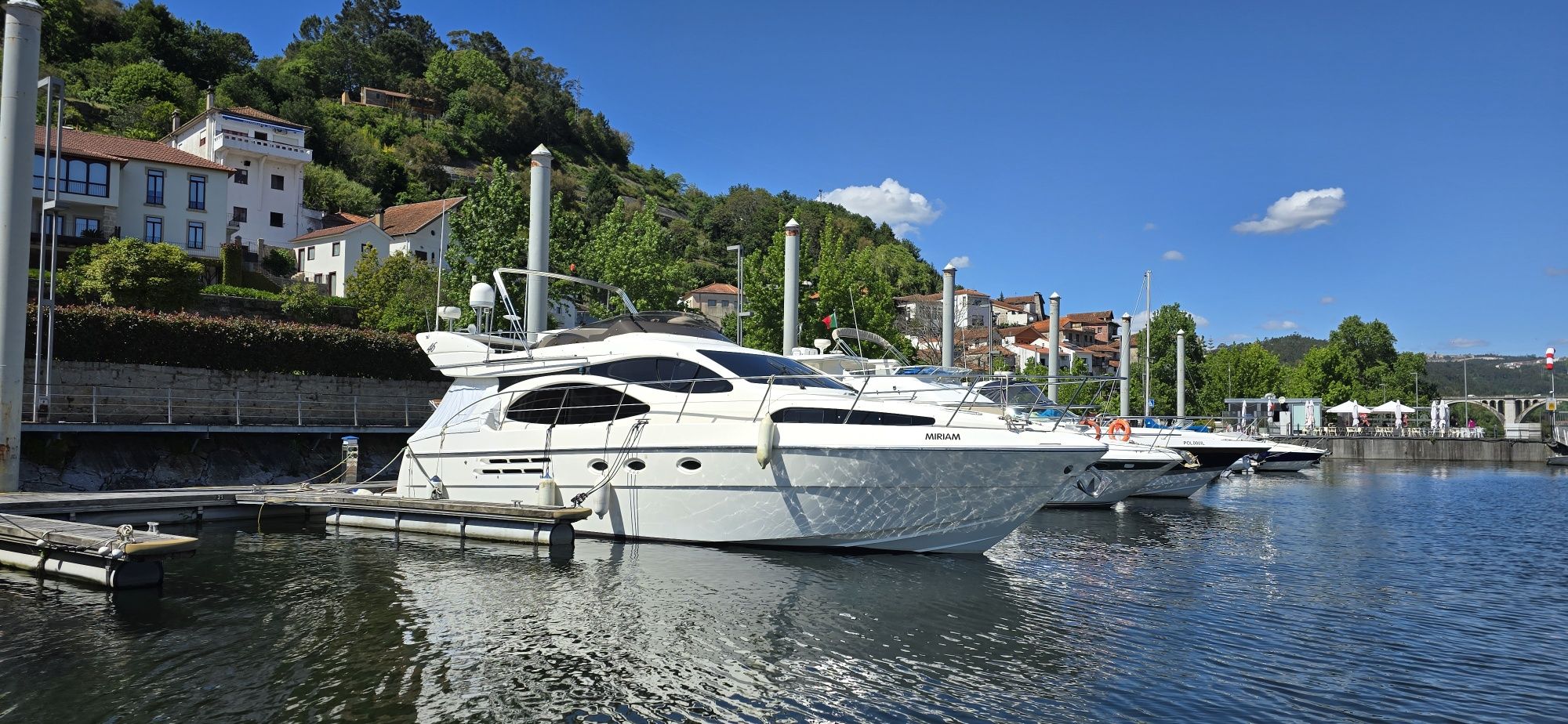 Azimut 46 flybridge