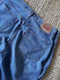 Levis kultowe jeansy 501 25x26