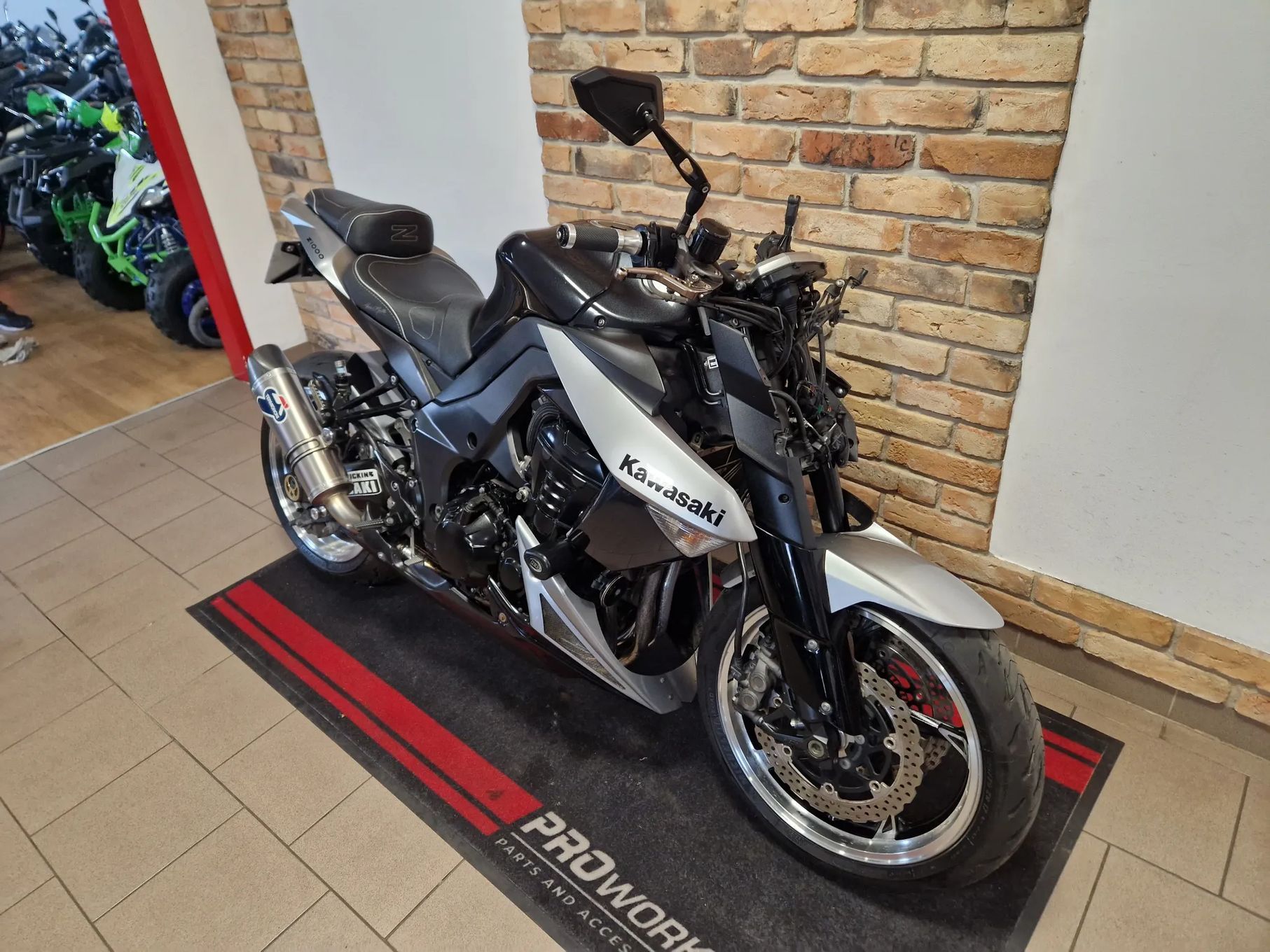 Kawasaki Z Kawasaki Z1000 z-1000 Abs 2011r