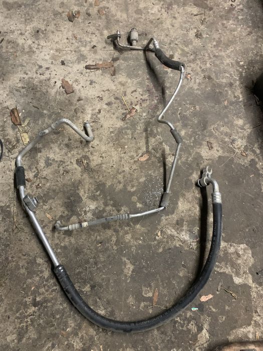 Трубки кондеціонера пасат б4