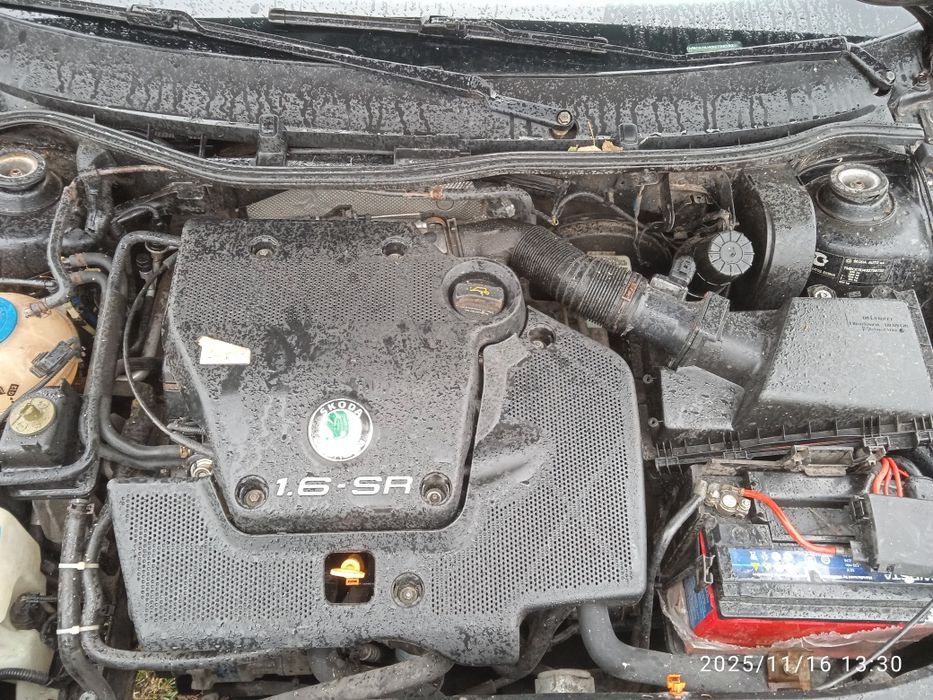 Продам  шкоду октавію тур 2003 р.в.. 1.6 бензин