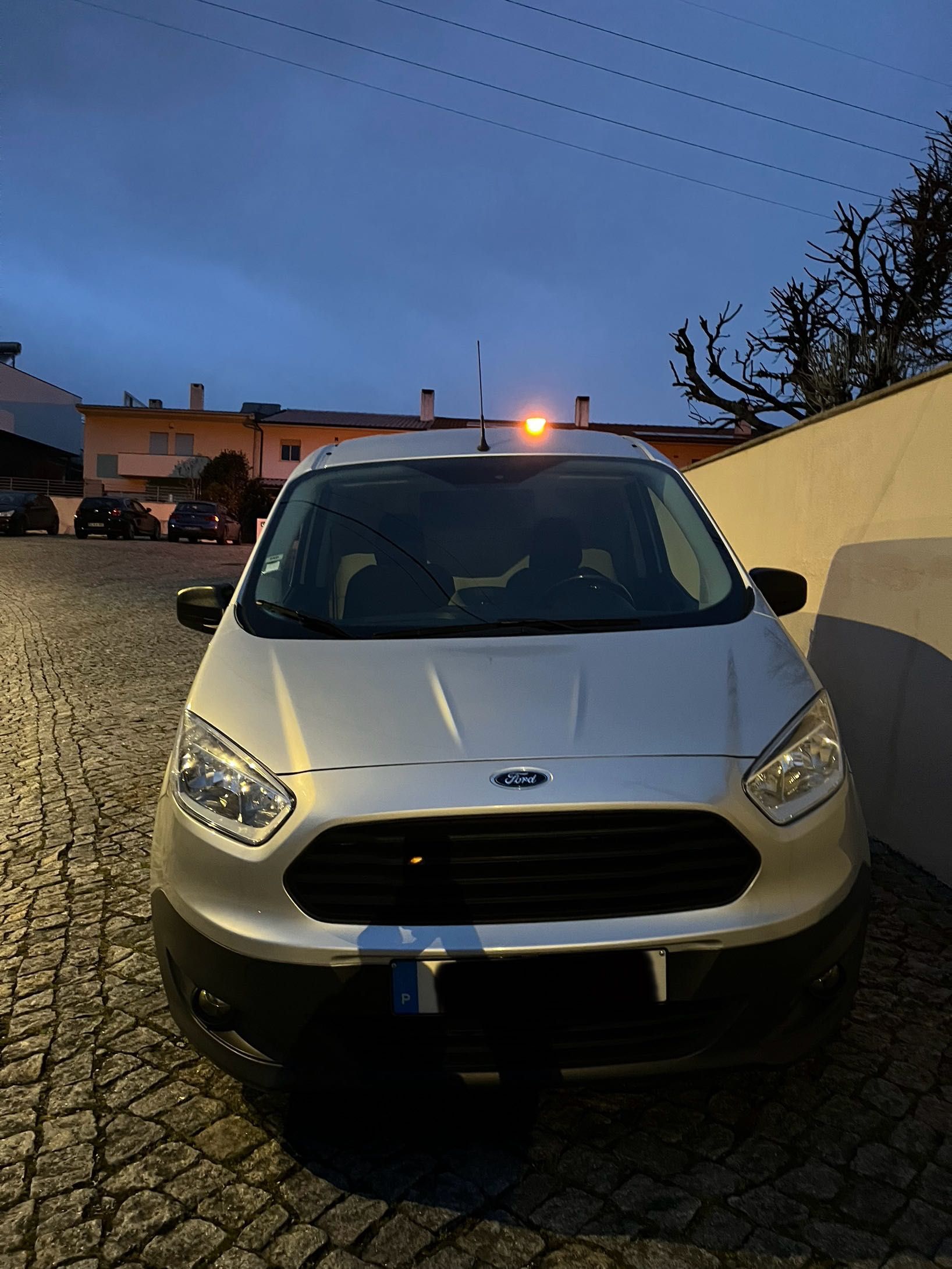 Ford courier 2020