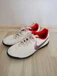 Halówki Nike r.38.5