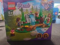 Lego friends 41677 leśny wodospad. Kompletny