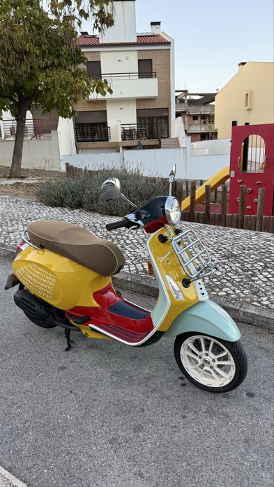 Vespa 125 SEAN WOTHERSPOON edicao limitada