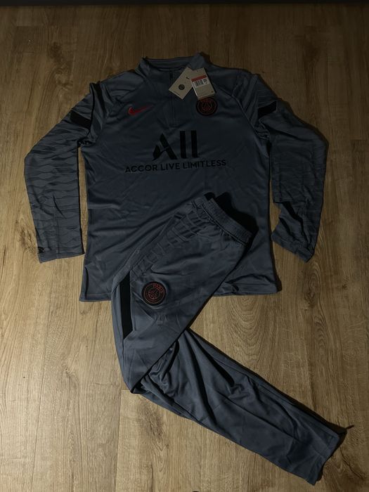 Nowy Dres Nike Psg
