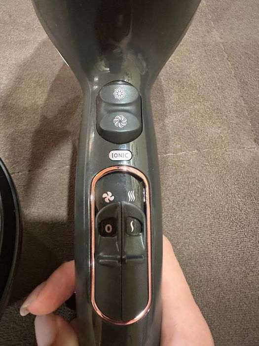 Фен для волосся remington