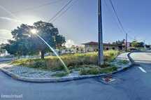 Lote de Terreno com 430m² - Com Projeto Caducado para Moradia Térre...