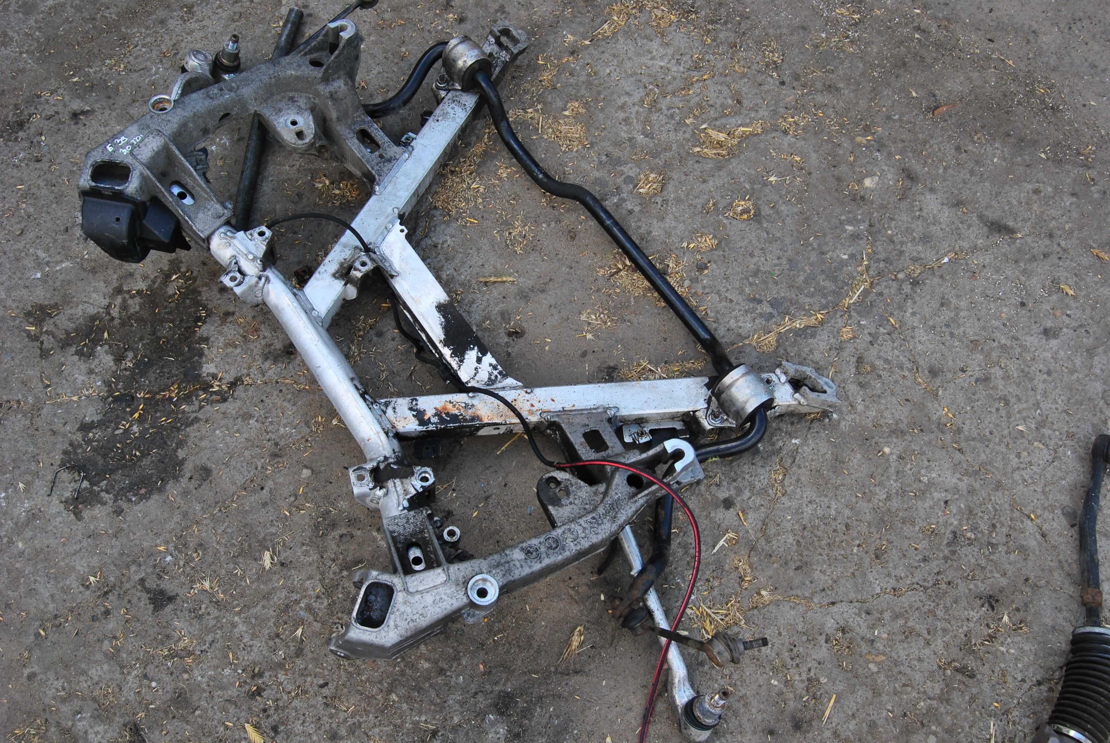 Sanki kołyska przód BMW e39 3.0