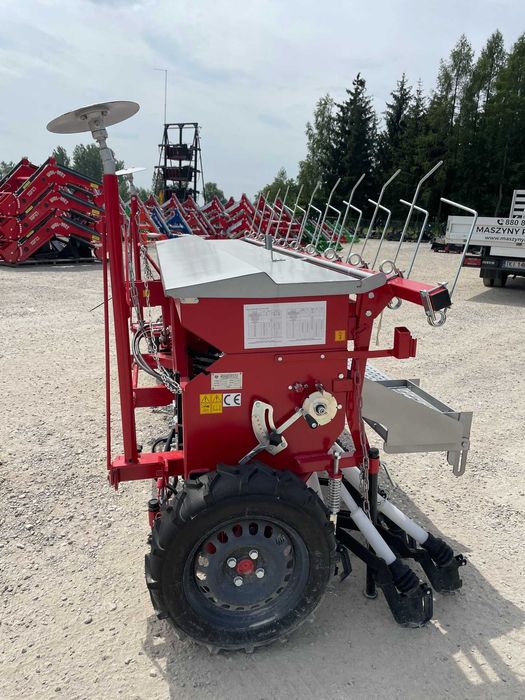 Siewnik zbożowy s107+znaczniki hydrauliczne+pomost - dowóz cała PL