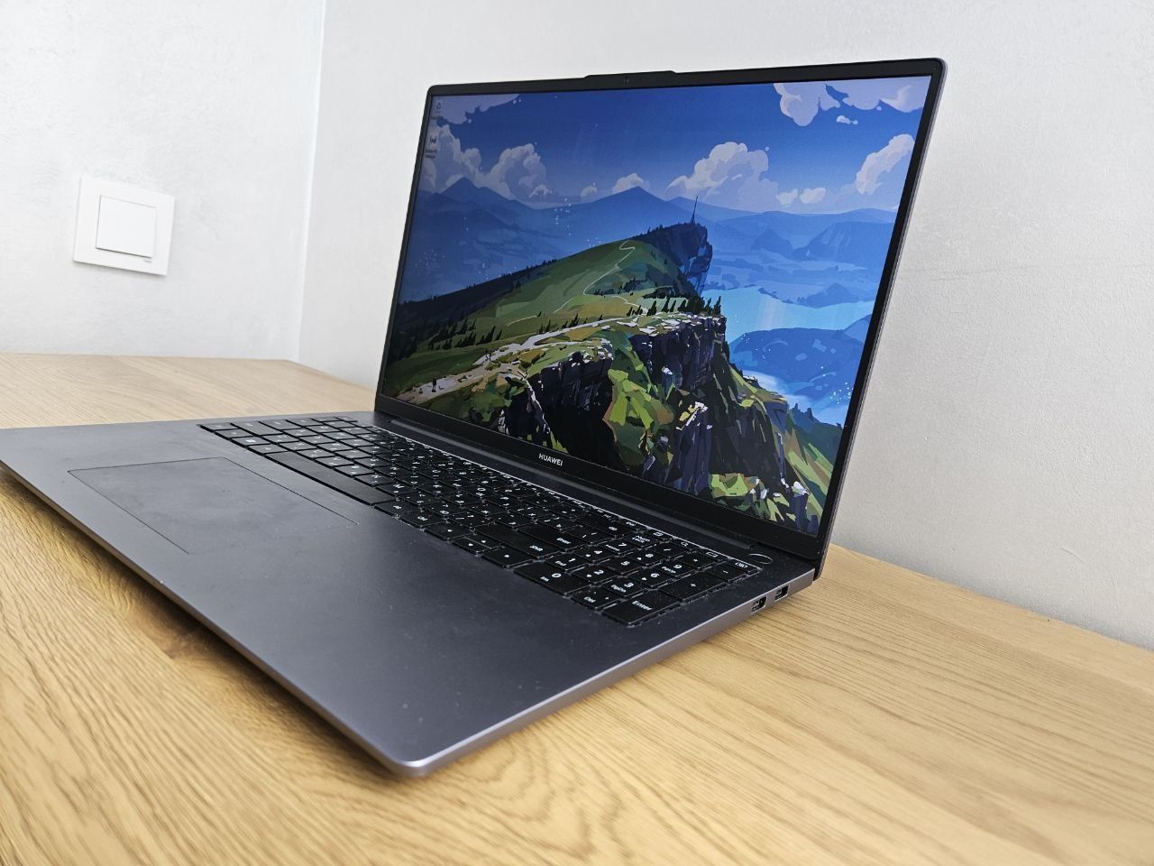 Huawei MateBook  i5-12450 16ГБ/ 2ТБ SSD робочий стан