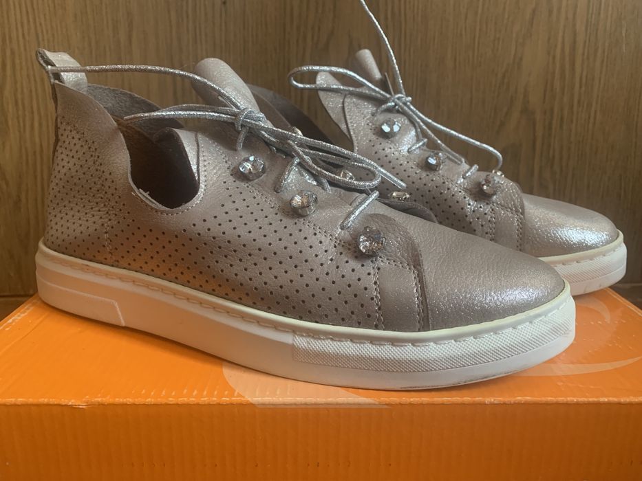 Кожані жіночі кеди Phany