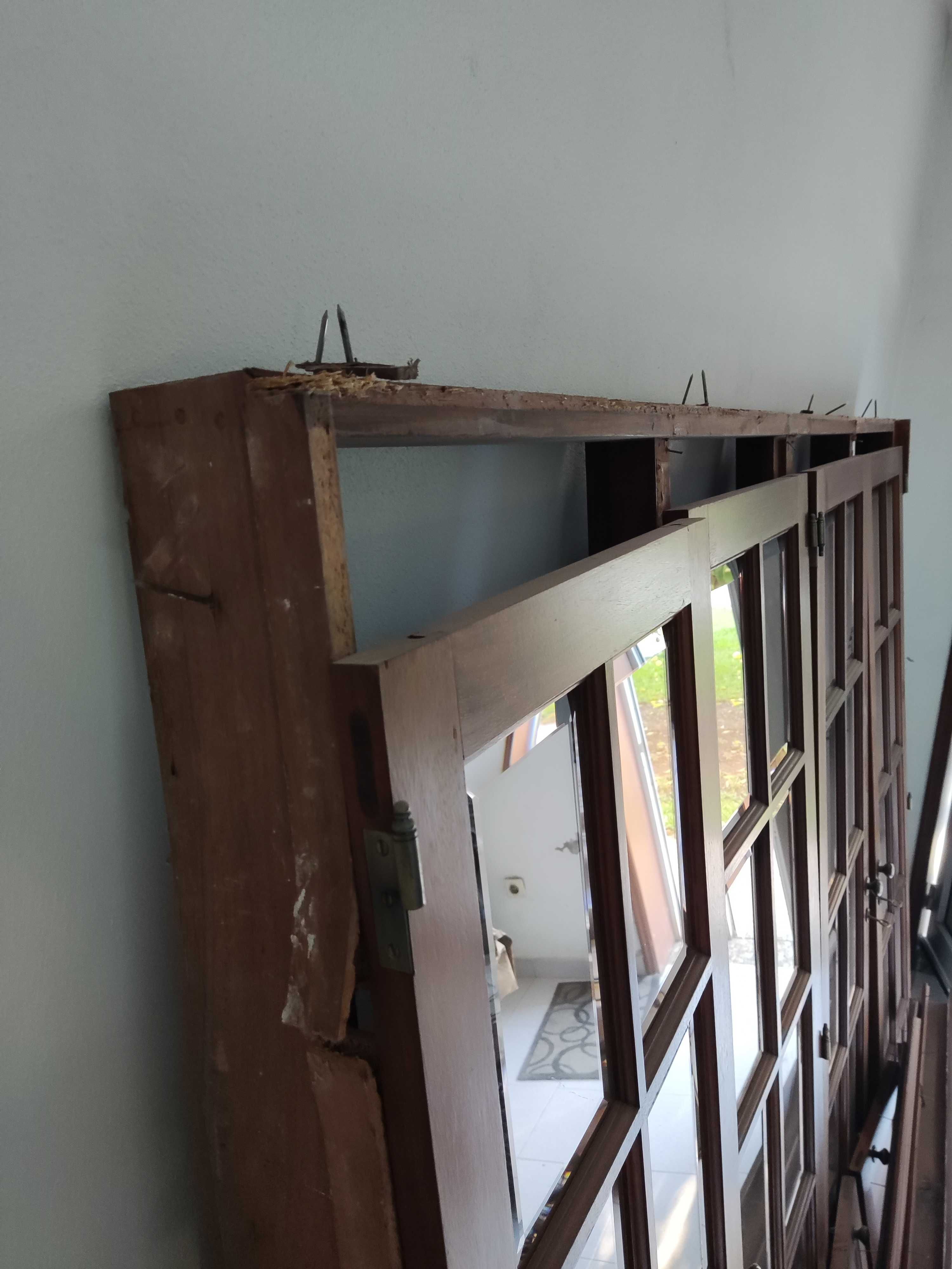 Estrutura + Portas de Armário de Quarto