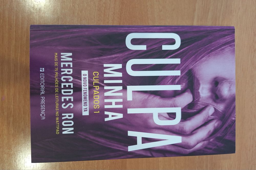 Livro da Triologia Culpa