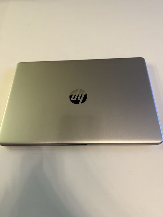 HP Laptop 15s (Ryzen 7 / 16 ГБ / 512 ГБ SSD)