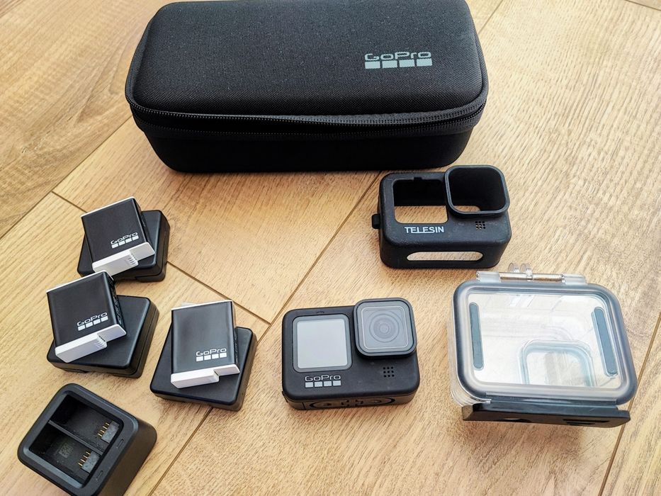 Kamera sportowa GoPro HERO 9 Black zestaw – 3 baterie Enduro, dodatki