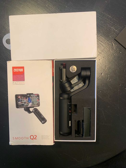 Gimbal ZHIYUN Q2 para telemóvel