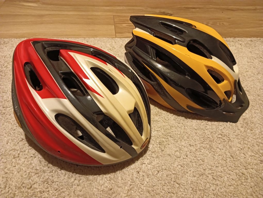 Dois capacetes de bicicleta, etc Adulto	Usados -  Em muito bom estado*