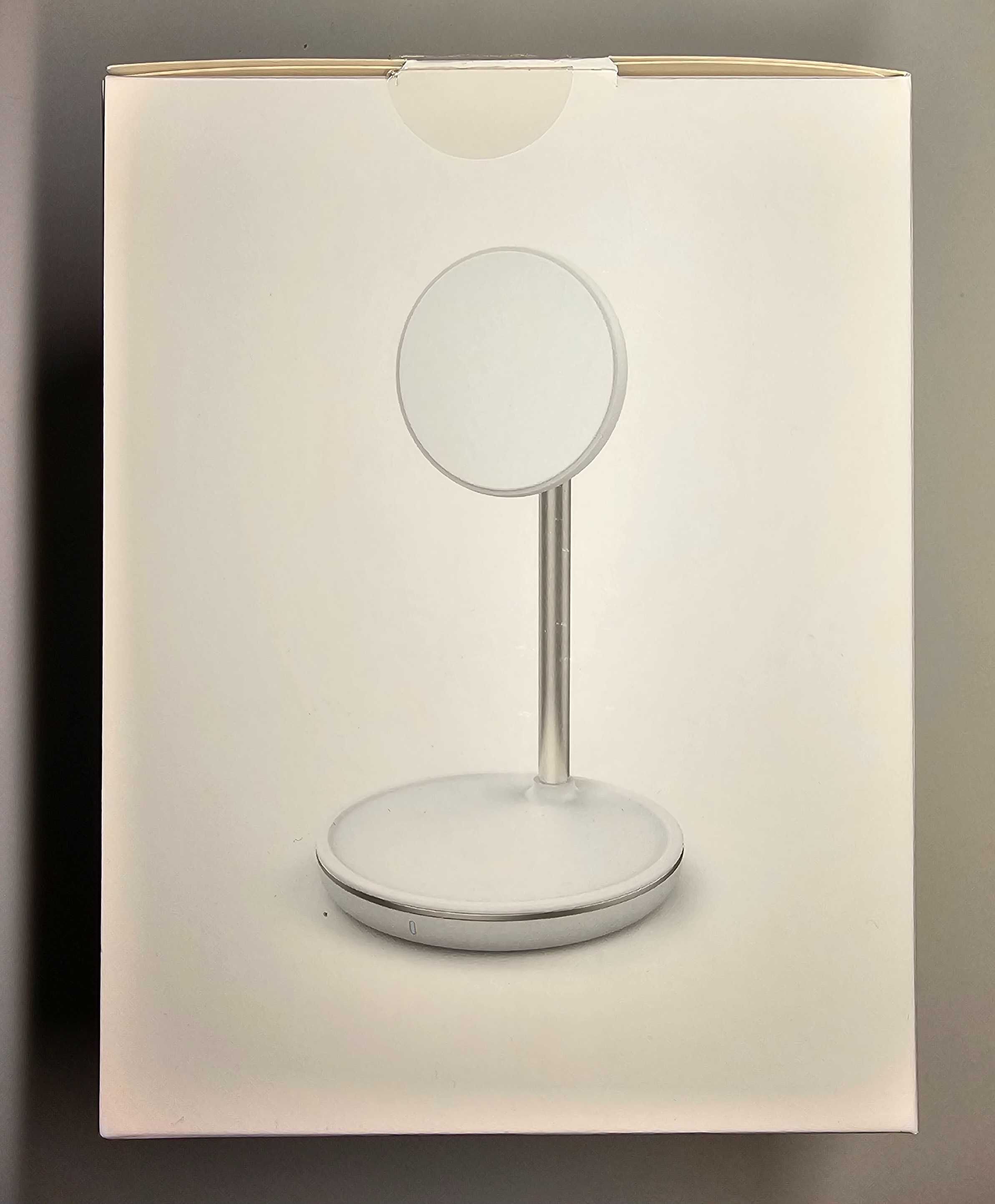 B.On 2-in-1 Magnetic Fast Wireless Charger White