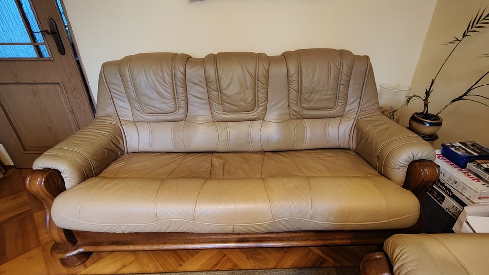 Sofa rozkładana skórzana i dwa fotele