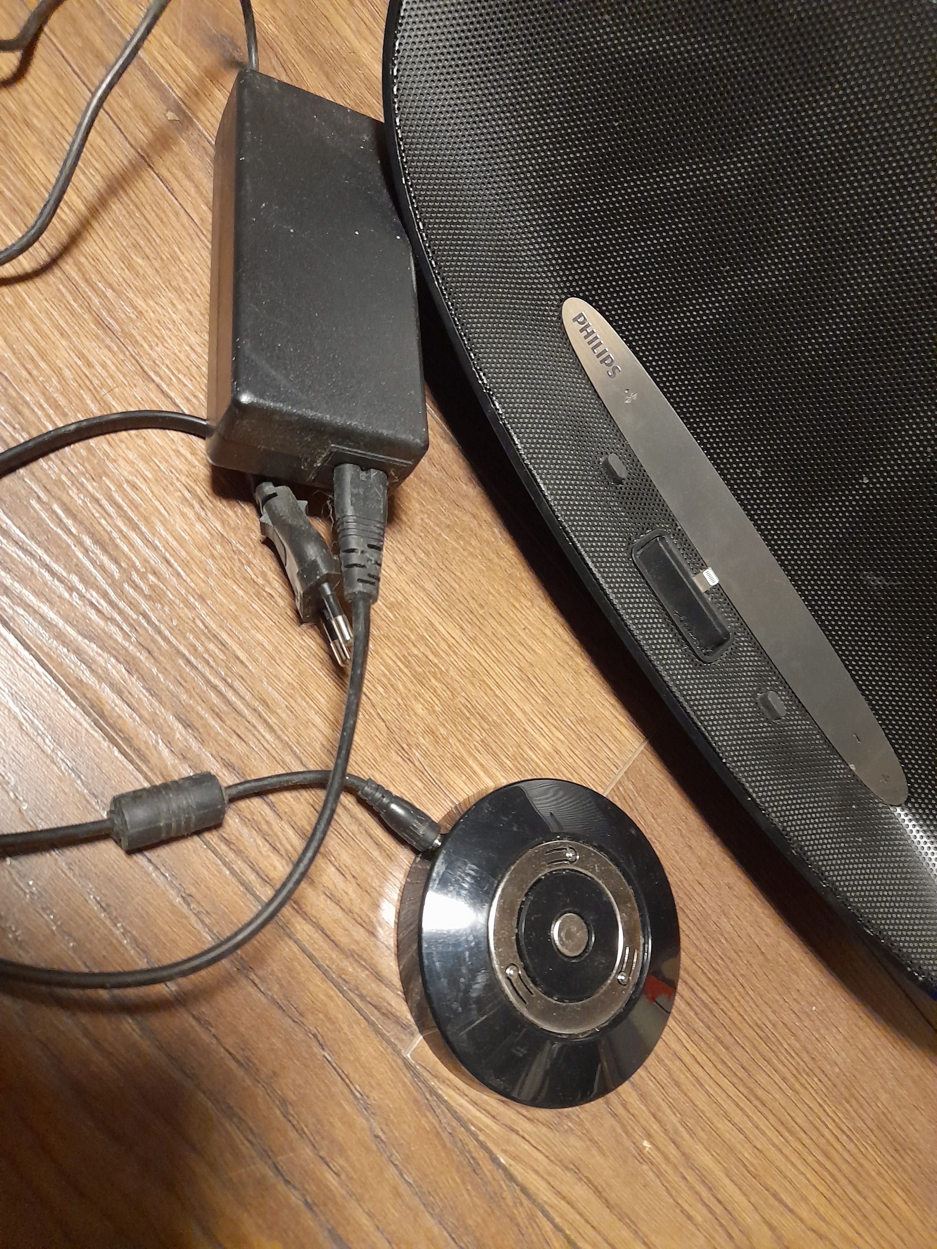 Philips DS8400 duży głośnik ze stacją dokującą i funkcją Bluetooth