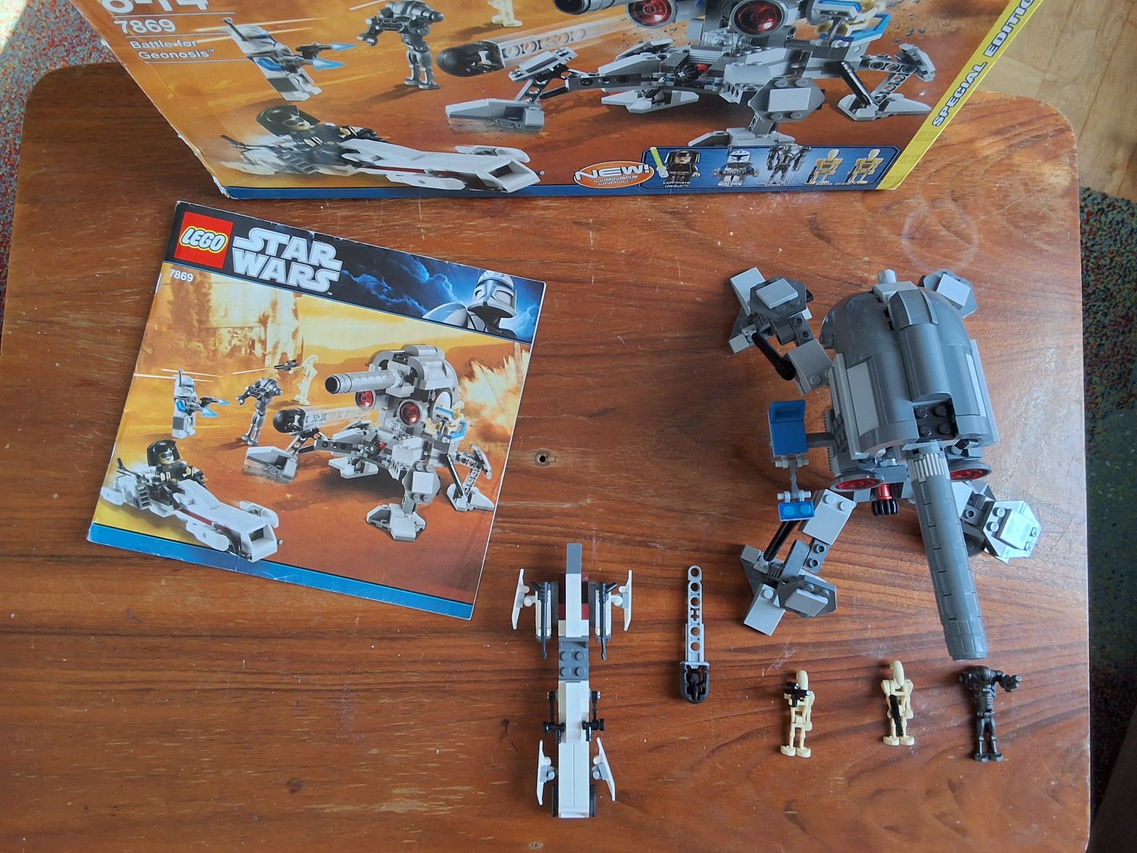 LEGO STAR WARS 7869 Battle for Geonosis Rex Luminara