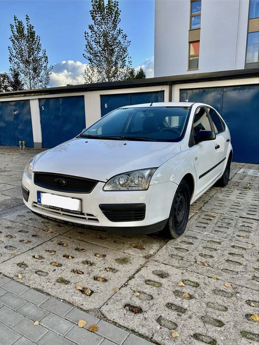 Ford Focus mk2 1.6 benzyna klimatyzacja elektryka 2007r 230 tys