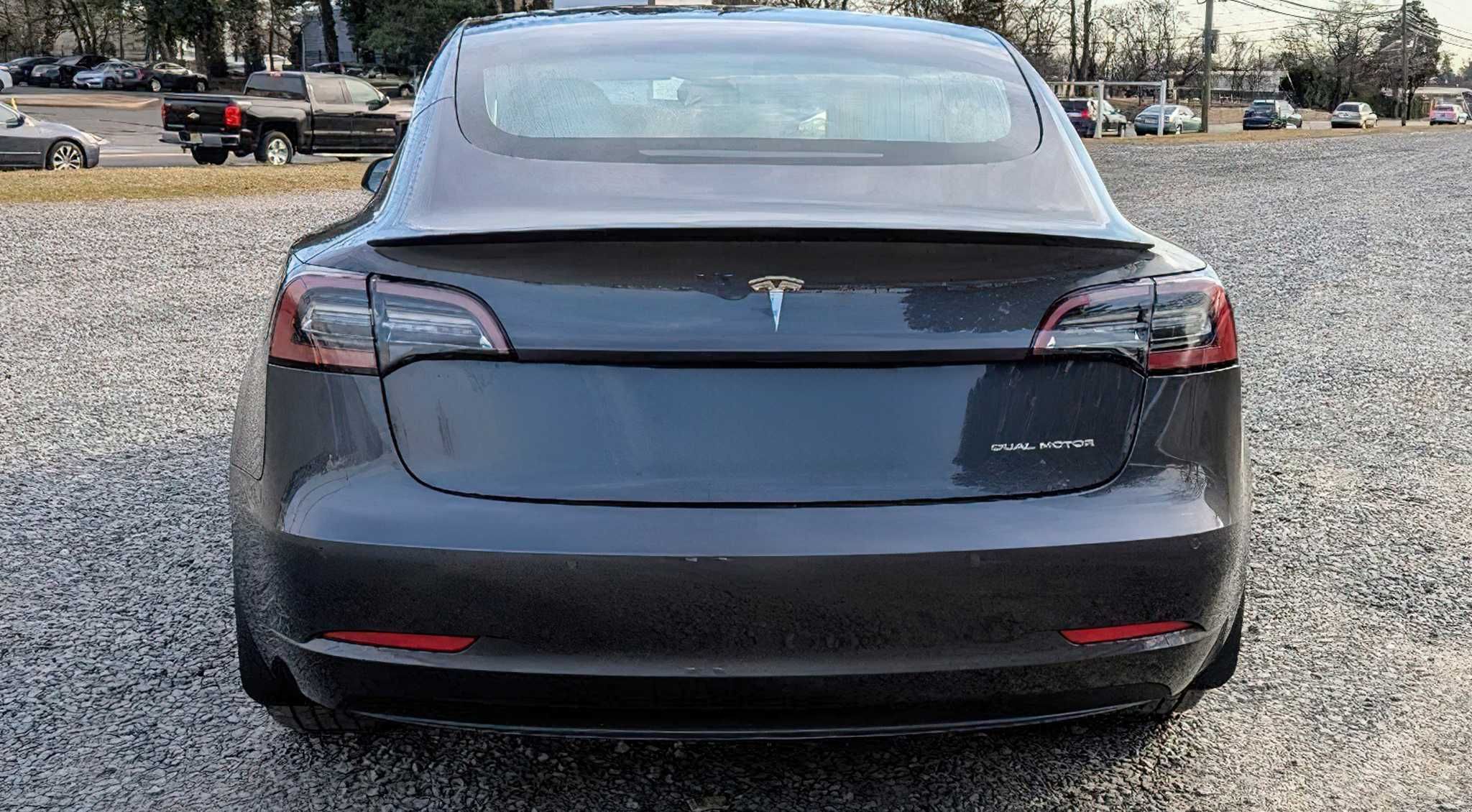 Tesla Model 3 Long Range  2019