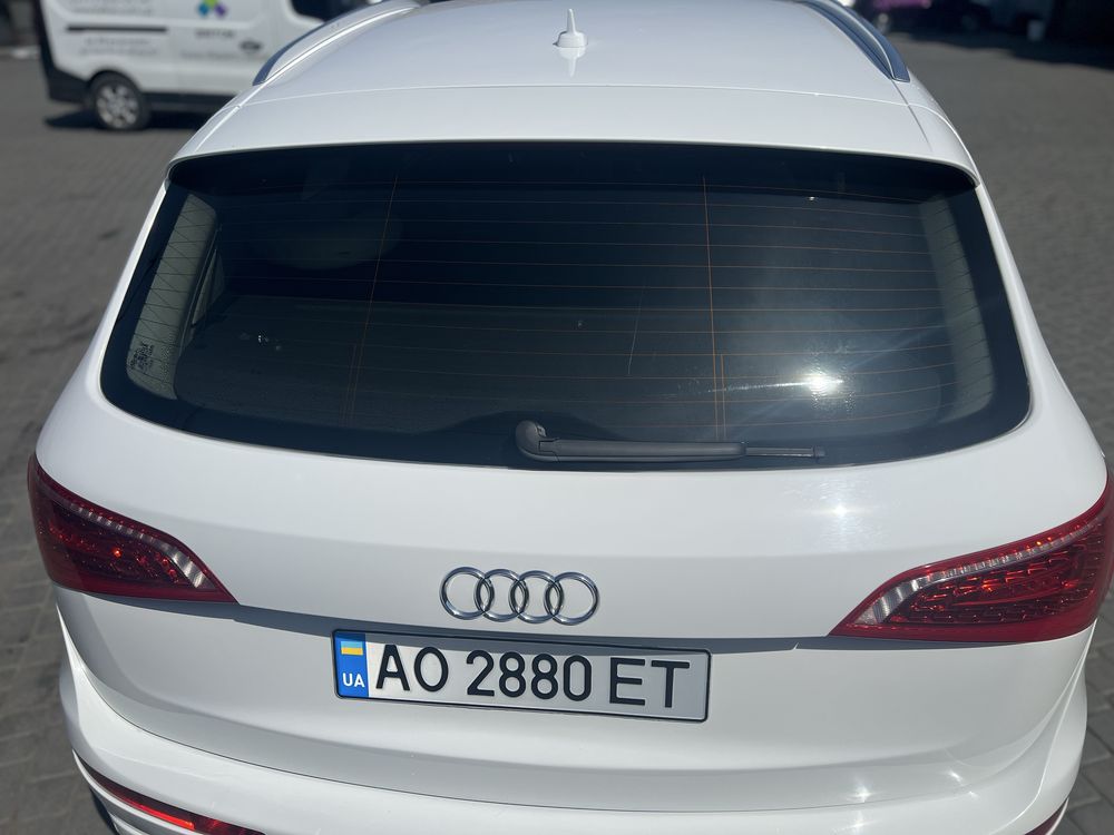 Ауді Q5 2.0 tdi 2009р.