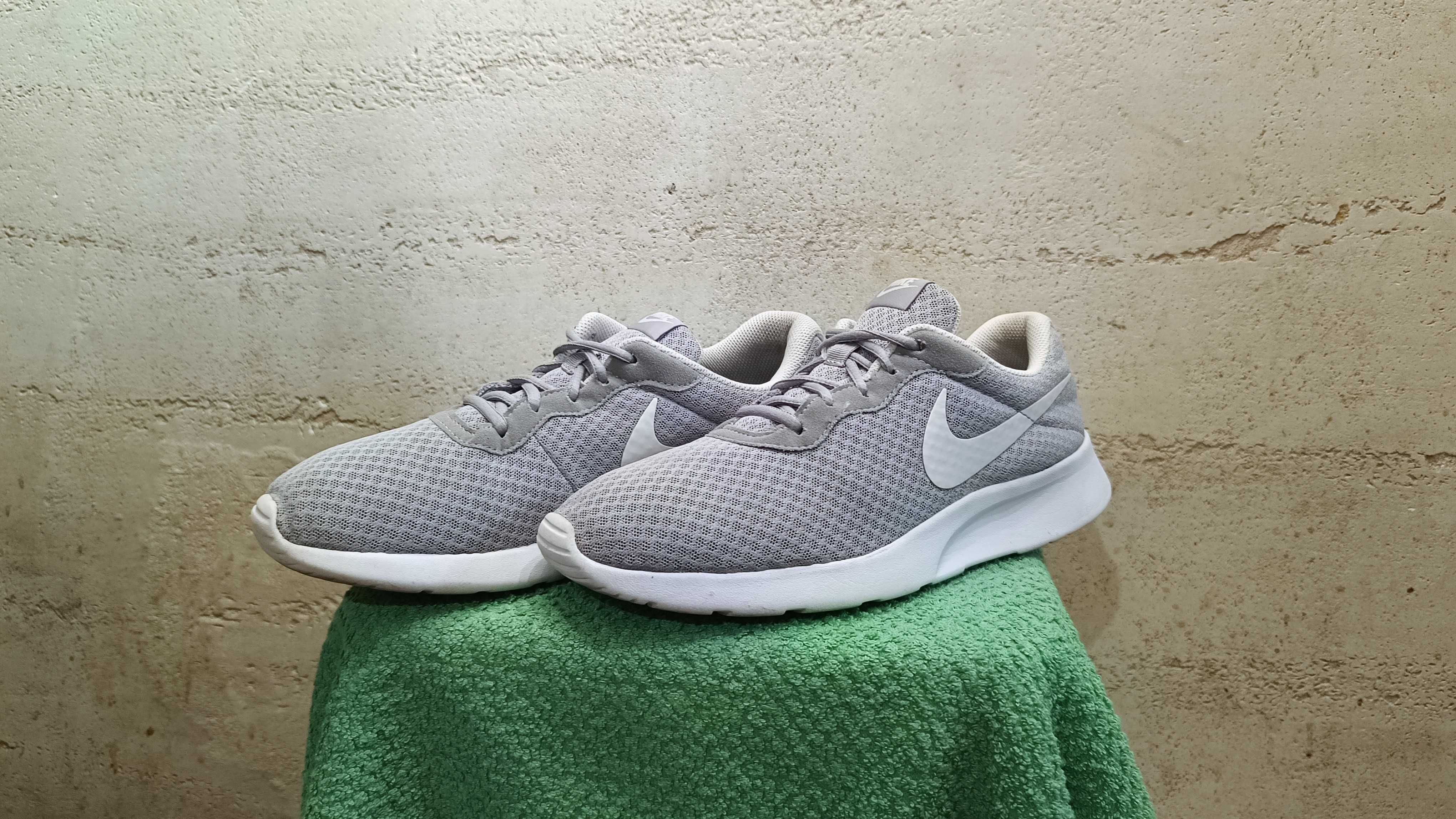 Męskie sneakersy NIKE TANJUN r.43 stan bardzo dobry