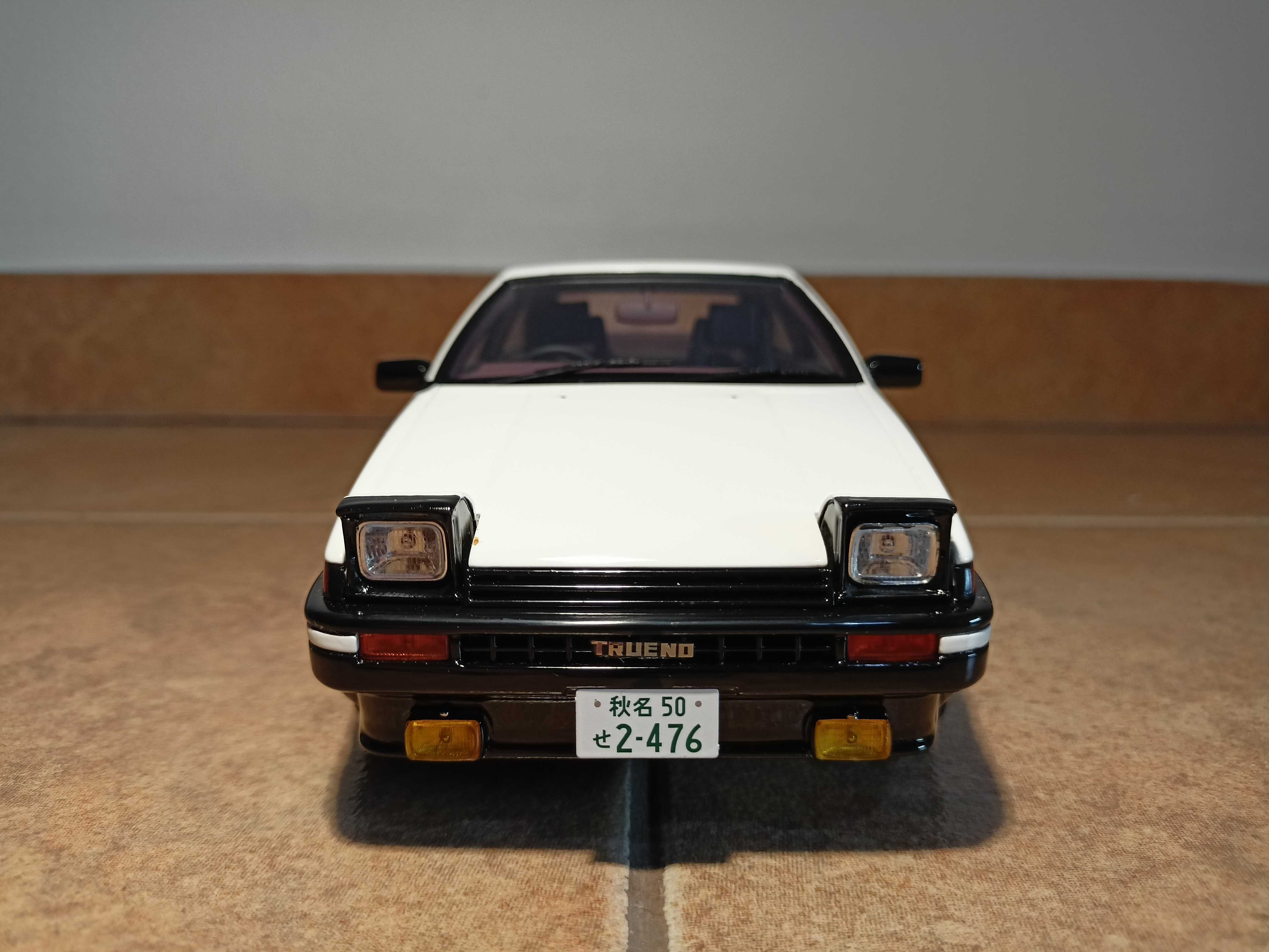 Toyota AE86 Sprinter Trueno GT-APEX model w skali 1:18 Otto