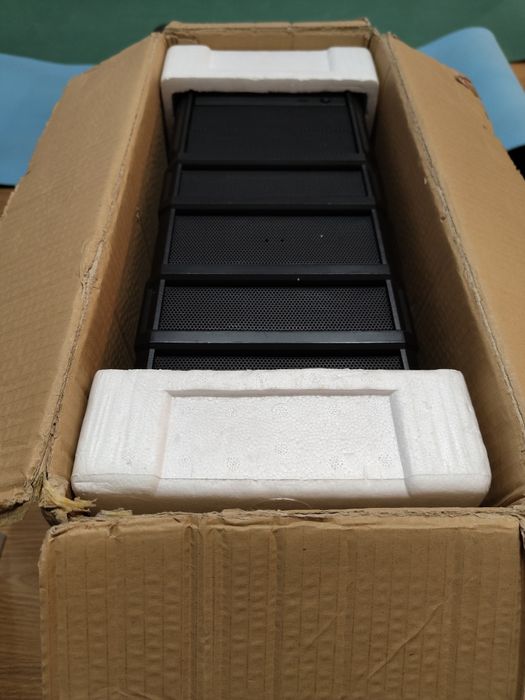 Komputer Stacjonarny używany i7 4770k Radeon 7870 2x8GB RAM 1240GB
