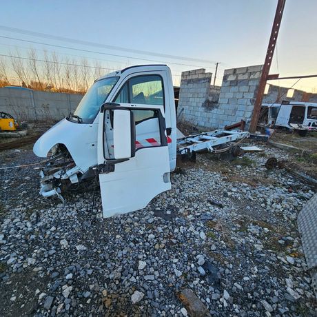 Renault Mascott z blokadą  mostu