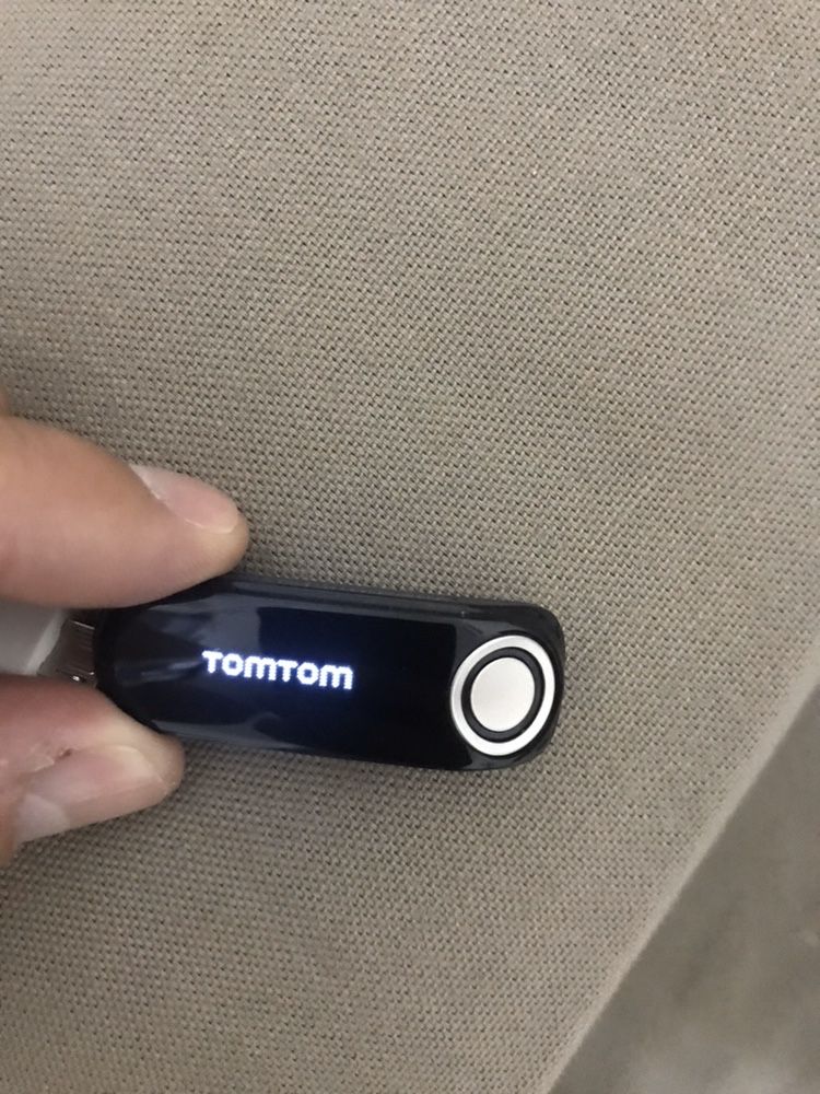 Monitor de Fitness TomTom Touch Cardio + Composição Corporal