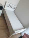 Łóżko Hemnes z materacem jednoosobowe 90x200
