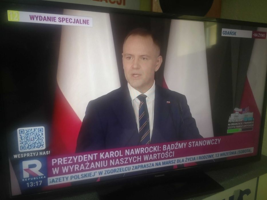 Tv PANASONIC 48 -cali,HDMI,USB,DVB-T.Bardzo ładny ostry obraz.