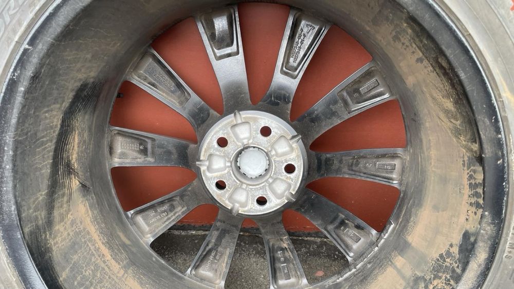 Колеса диски шини 5-120-22 R Tesla X оригінал