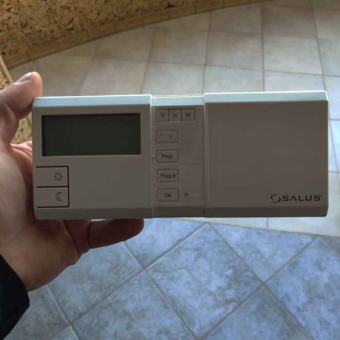 Salus безпровідний терморегулятор котла