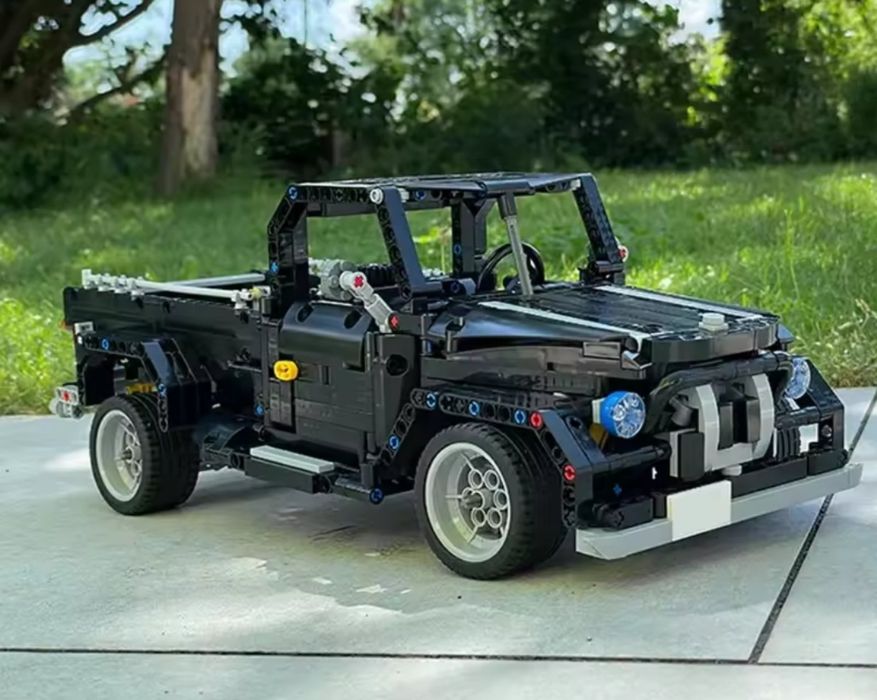 Lego Technic конструктор 1в1 Dodge Charger Dominic  1077-деталей