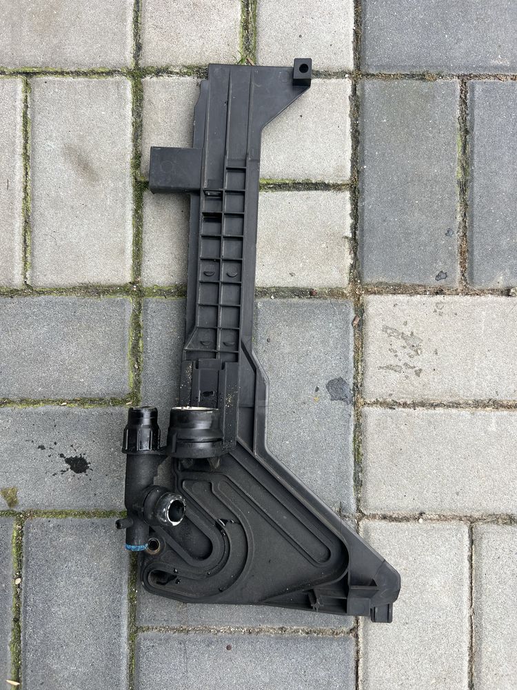 Podstawa zbiorniczka wyrównawczego bmw e46 3.0d 330d m57