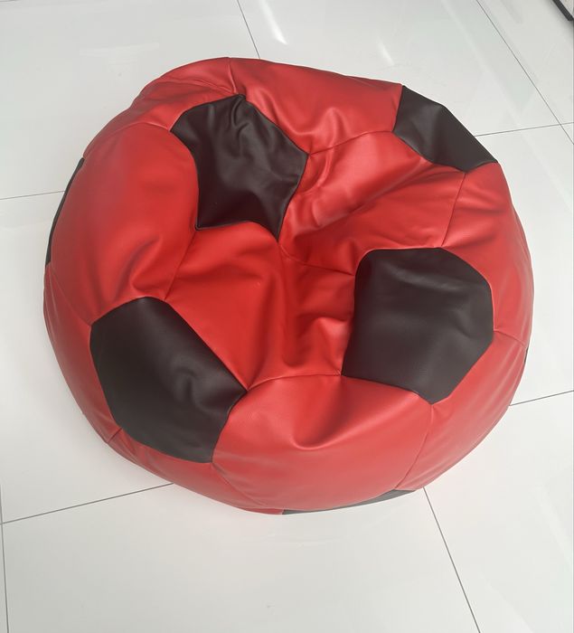 Pufa w ksztacie pilki