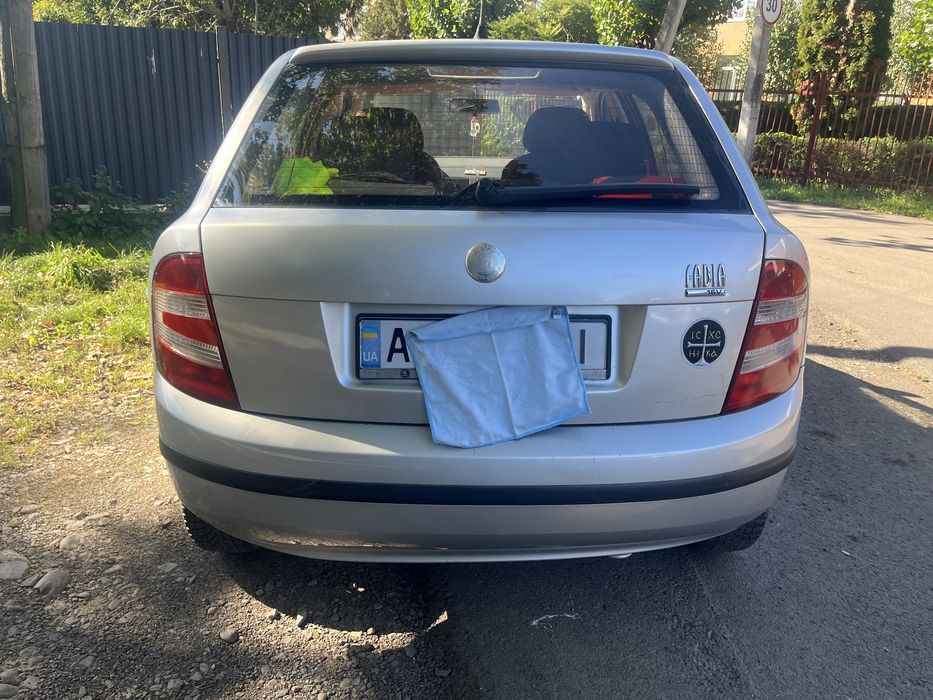 Шкода фабія 1.4 2006 року випуску